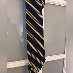 Brooks Brothers Classic Navy and Yellow Tie